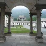 A Due Passi Da Burcina *
